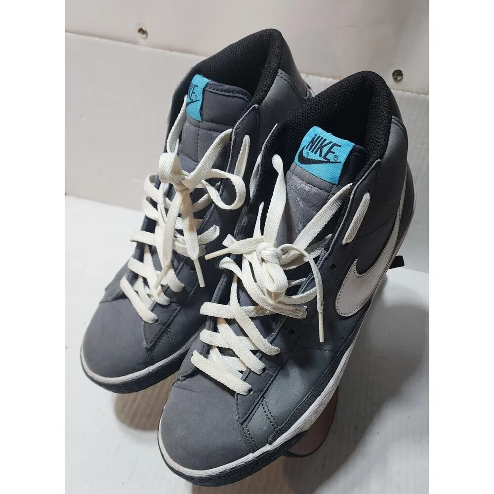 Nike blazer high